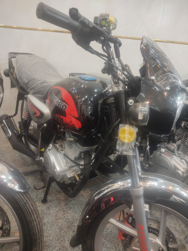 پیشرو 200 خشک صفر 1405 طرح باکسر